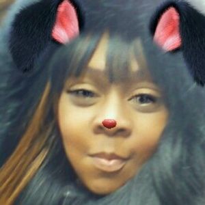 Meet your Posher, Chalise